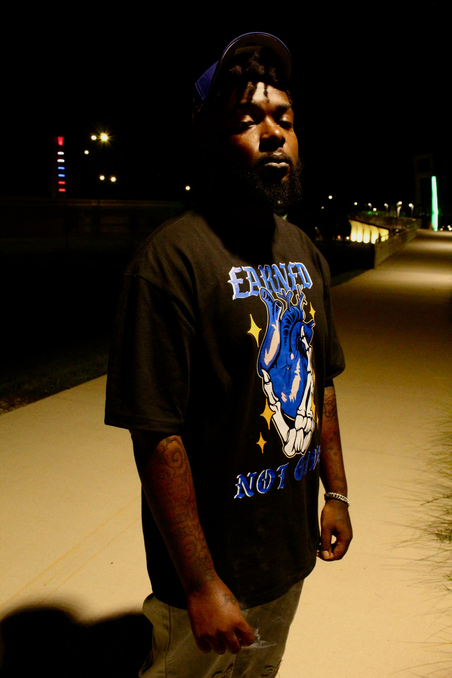 Cold Hearted ENG Heavy Tee