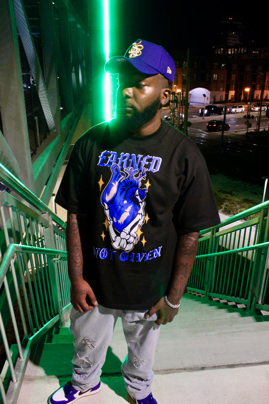 Cold Hearted ENG Heavy Tee